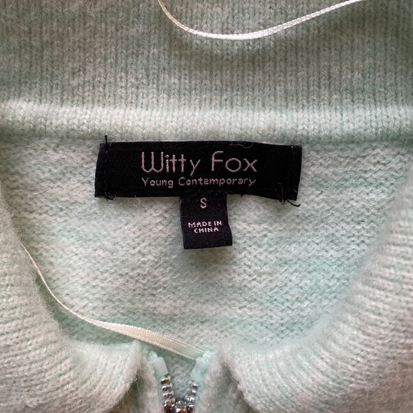 WITTY FOX DAISY ZIP UP SIZE S - Picture 3 of 3